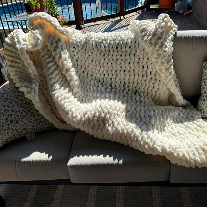 Luxury Super Chunky Knit Throw Blanket — Handmade Chenille Cable Knit 50×60″